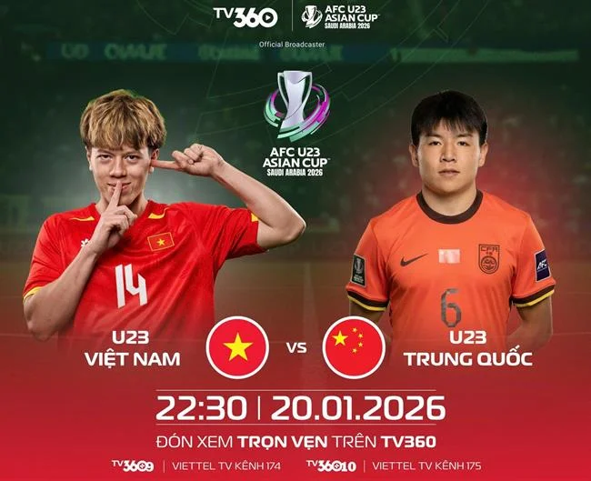 Người phụ nữ vui vẻ với chiến thắng lớn trong game nổ hũ
